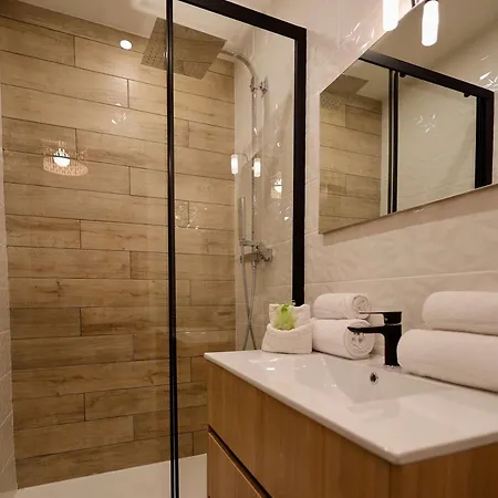 Heliopolis D 51 By Agn- 4 Personnes *